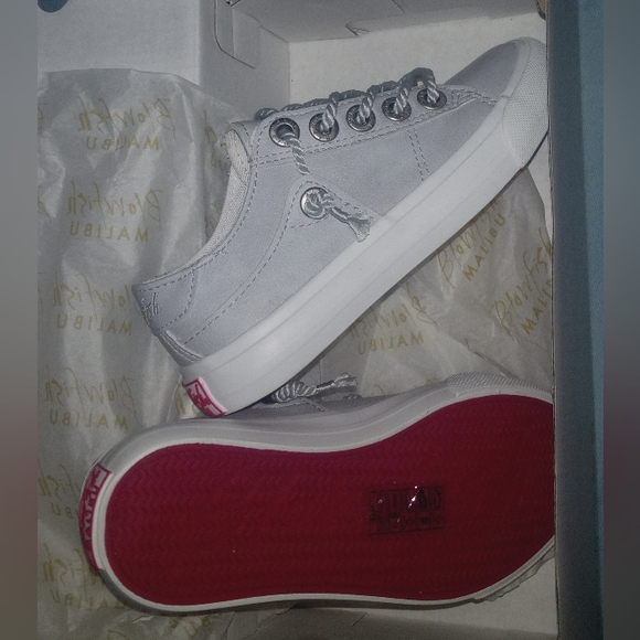 Brand New Blowfish Shoes (Sz 12) - Picture 3 of 6